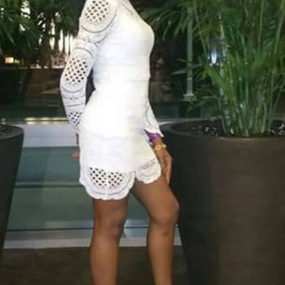 Clothes - Picture 4 of 8